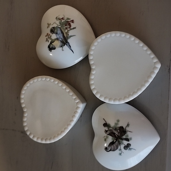 Set of Heart Shaped Trinket Boxes - Picture 3 of 3